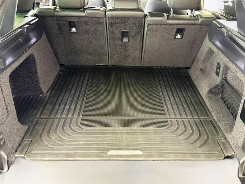 2023 Land Rover Range Rover P400 SE