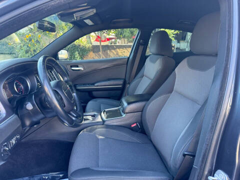 2018 Dodge Charger SXT