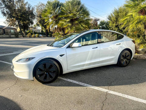 2025 Tesla Model 3 Long Range