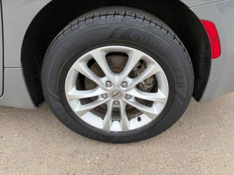 2022 Chrysler Pacifica Touring