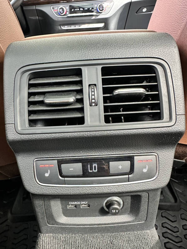 2020 Audi Q5 quattro Premium Plus 45 TFSI