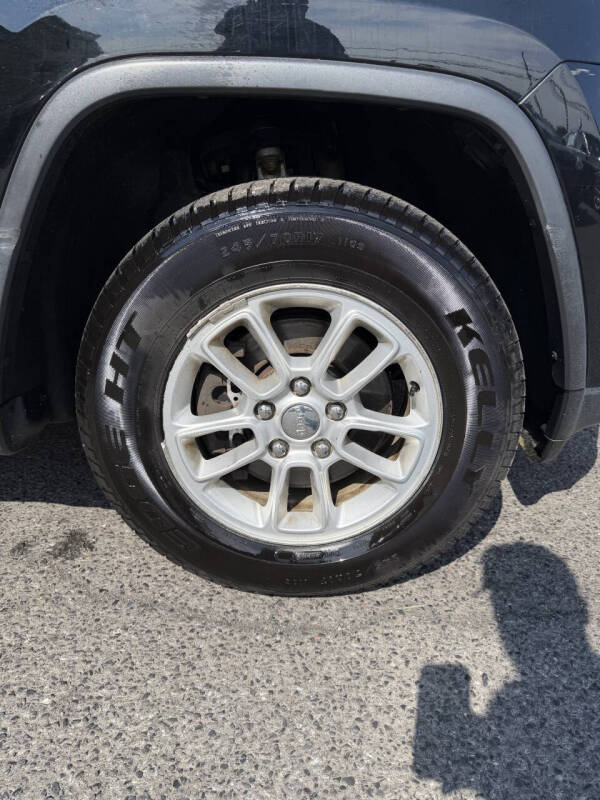 2018 Jeep Grand Cherokee Laredo E