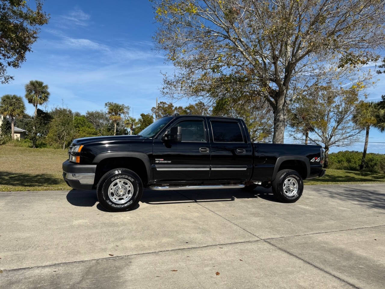 2005 Chevrolet Silverado 2500HD for sale at DIESEL TRUCK SOURCE in Sebastian, FL