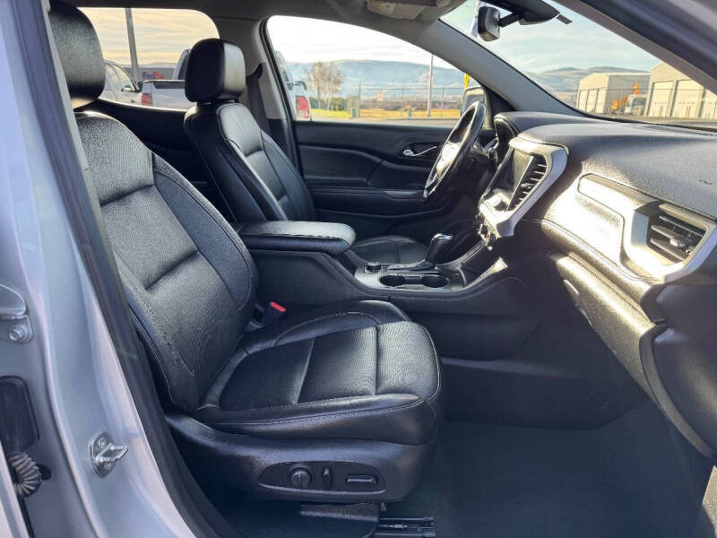 2017 GMC Acadia SLT-1