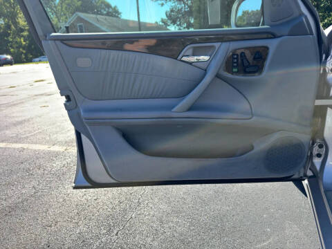 2002 Mercedes-Benz E-Class E 320