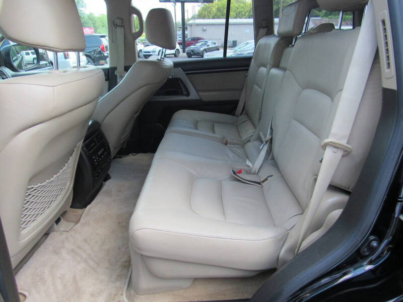 2011 Toyota Land Cruiser