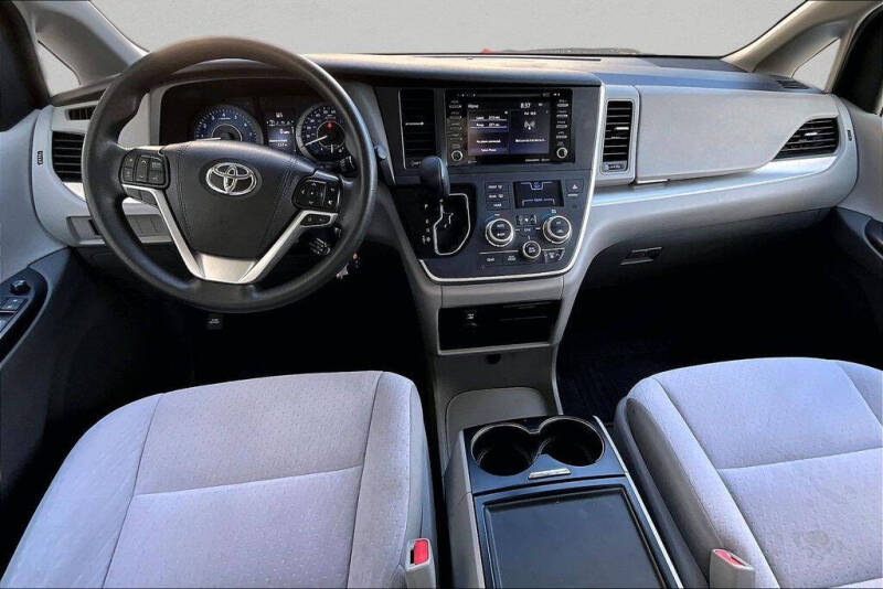 2020 Toyota Sienna