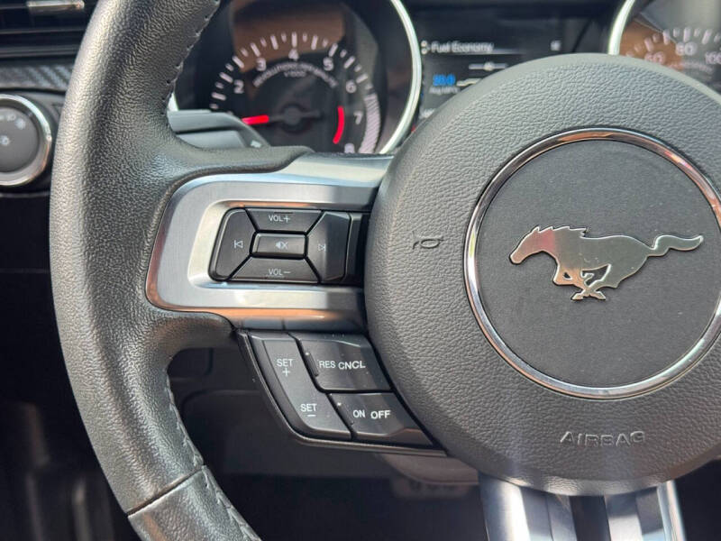 2022 Ford Mustang EcoBoost