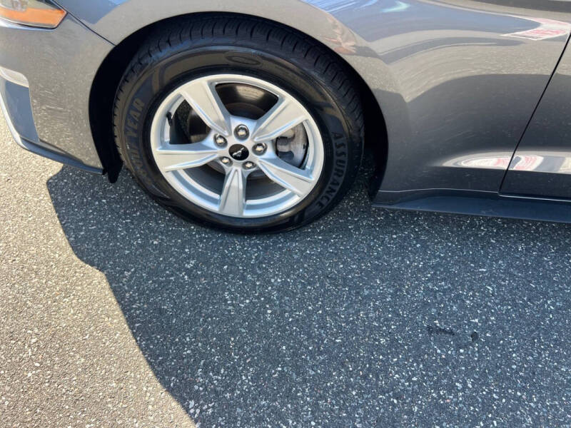 2021 Ford Mustang EcoBoost