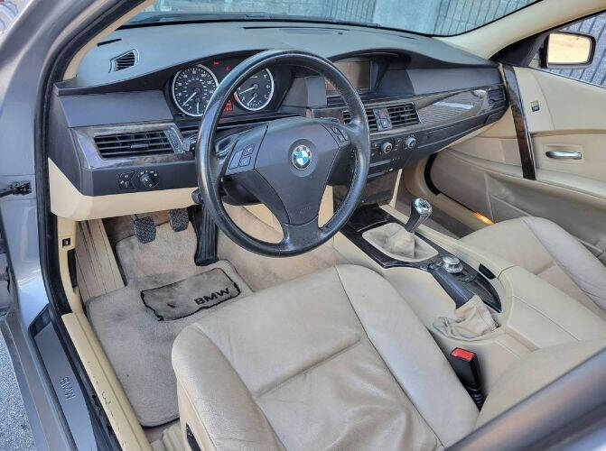 2005 BMW 5 Series