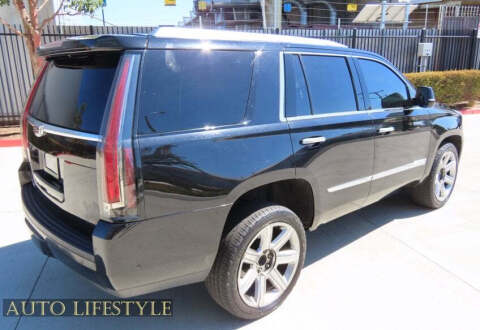 2017 Cadillac Escalade Luxury