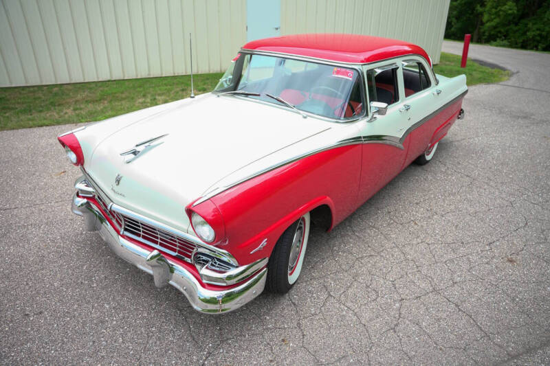 1956 Ford Fairlane