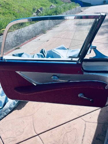 1957 Ford Thunderbird