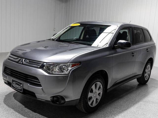 2014 Mitsubishi Outlander ES