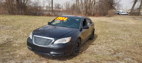 2013 Chrysler 200 for sale at Car Lot Credit Connection LLC in Elkhart IN