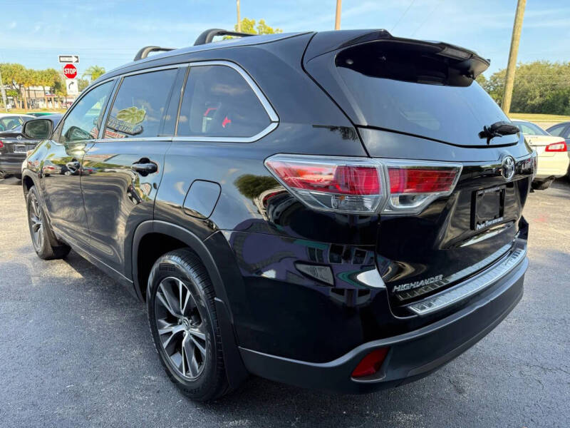 2016 Toyota Highlander XLE