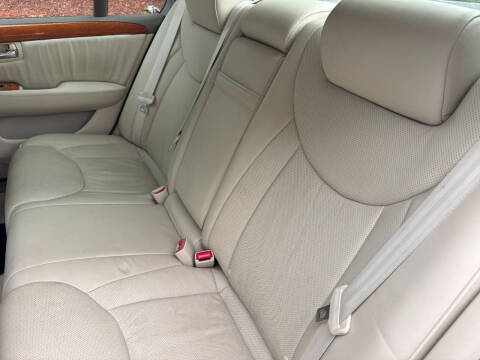 2004 Lexus LS 430