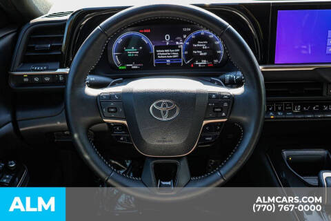 2025 Toyota Crown Signia XLE