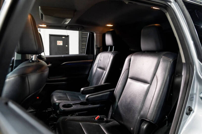 2016 Toyota Highlander