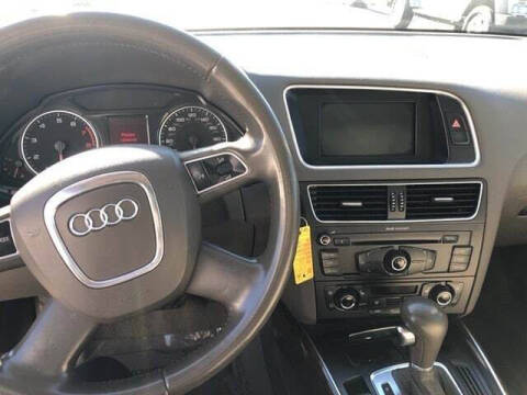 2011 Audi Q5 3.2 quattro Premium Plus