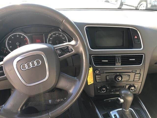 2011 Audi Q5 3.2 quattro Premium Plus
