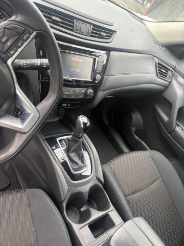 2018 Nissan Rogue S