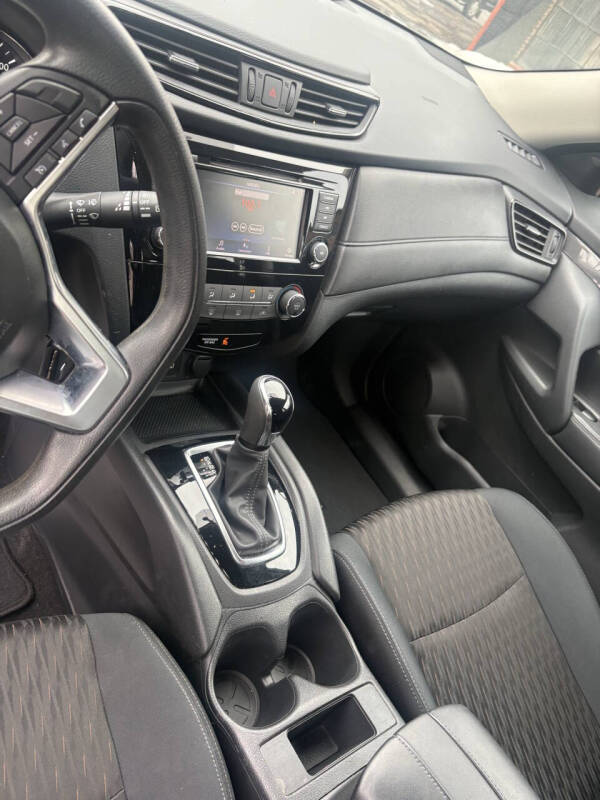 2018 Nissan Rogue S