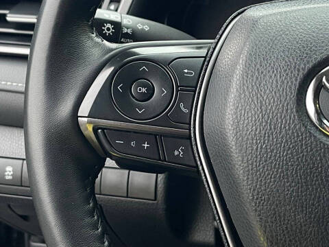 2024 Toyota Camry Hybrid SE