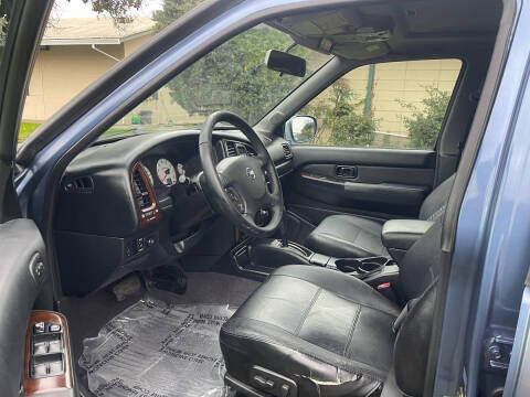 2002 Nissan Pathfinder LE