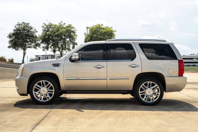 2013 Cadillac Escalade Platinum Edition
