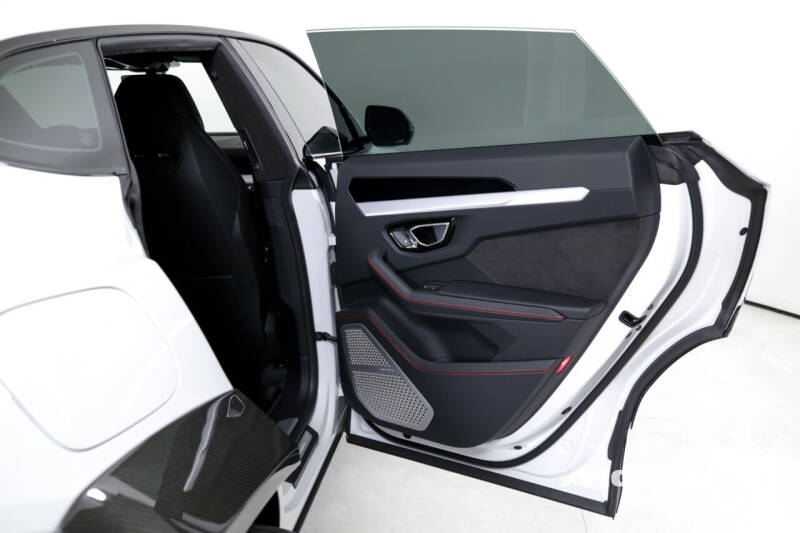 2022 Lamborghini Urus