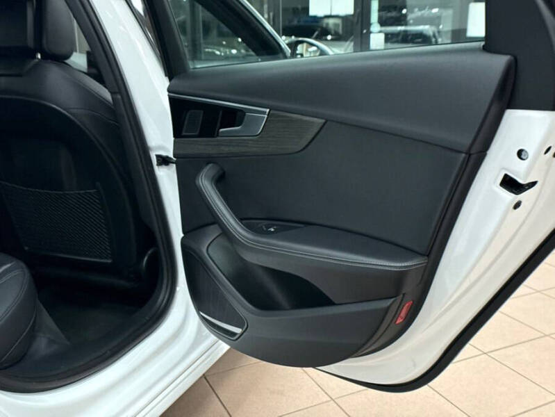 2024 Audi A4 quattro S line Prem Plus 45 TFSI