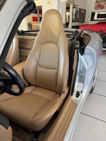 2001 Mazda MX-5 Miata LS