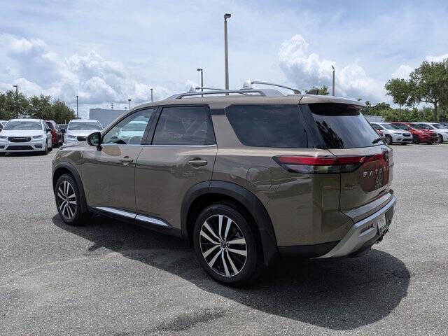 2024 Nissan Pathfinder Platinum
