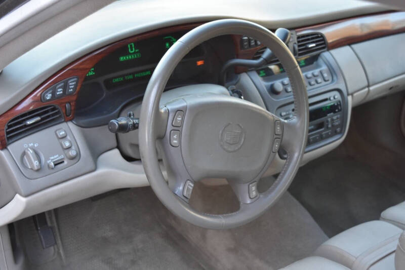 2003 Cadillac DeVille
