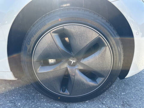 2020 Tesla Model 3 Standard Range Plus