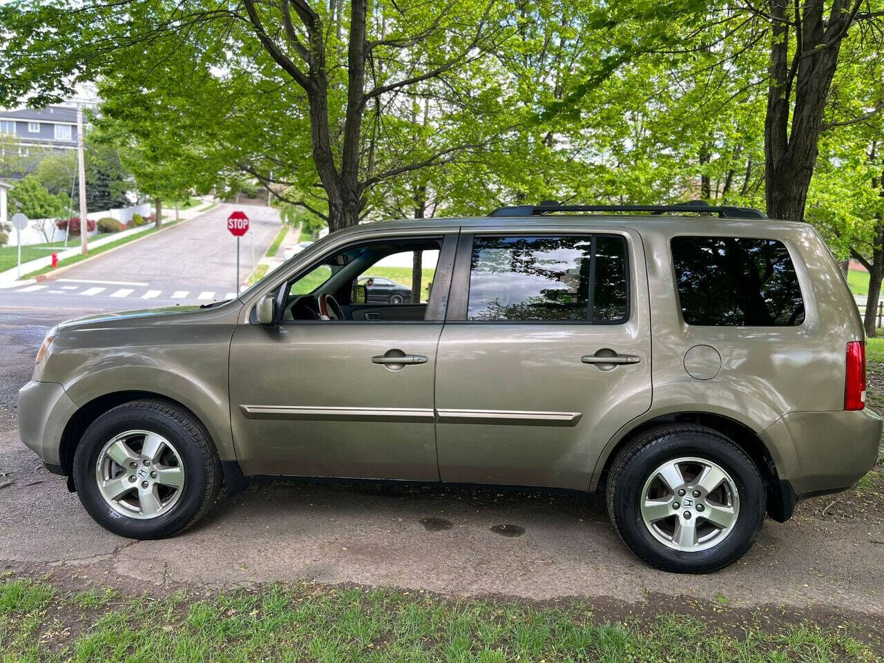 2011 Honda Pilot for sale at MBM Group LLC Auto Sales in Kearny, NJ