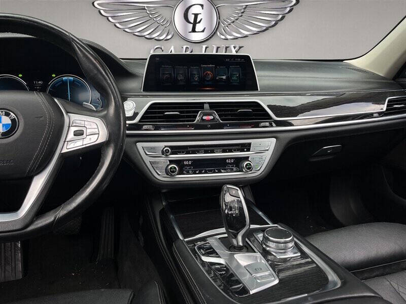 2016 BMW 7 Series 750i