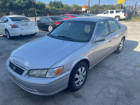 2000 Toyota Camry for sale at Quality Auto Group in San Antonio TX
