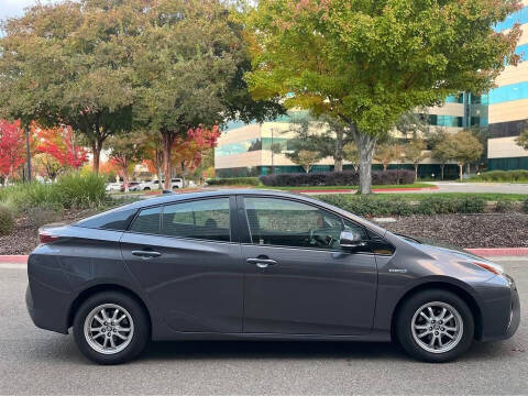 2017 Toyota Prius Two