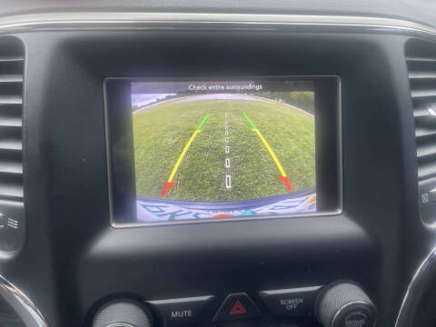 2021 Jeep Grand Cherokee Laredo E