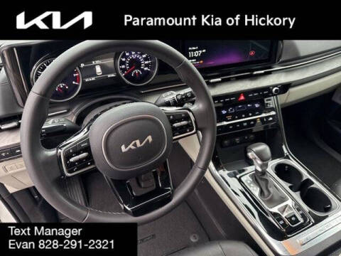 2024 Kia Carnival EX