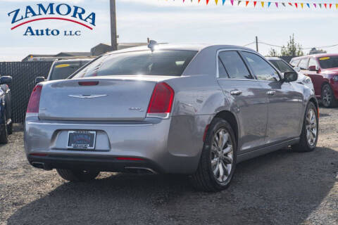 2016 Chrysler 300 C