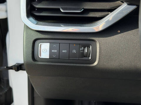 2024 GMC Acadia Elevation