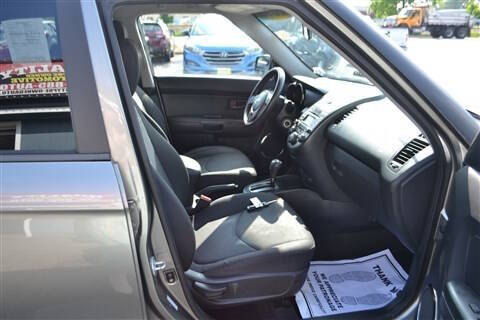 2010 Kia Soul +