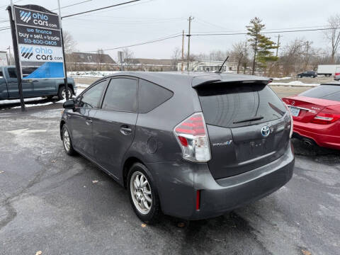 2015 Toyota Prius v Two