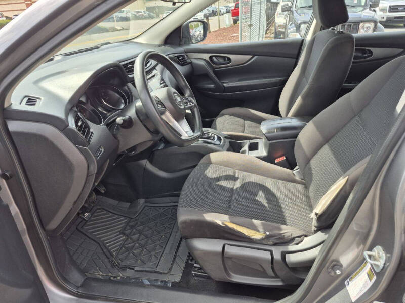 2017 Nissan Rogue Sport S