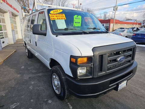 2013 Ford E-Series E-150