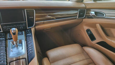 2012 Porsche Panamera Turbo