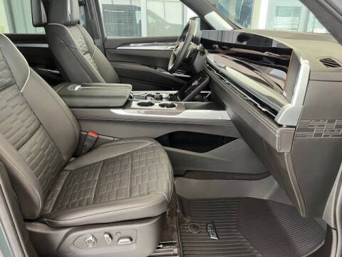 2025 Cadillac Escalade-V
